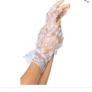 LEG AVENUE BRAND WHITE LACE FINGERLESS GLOVES
